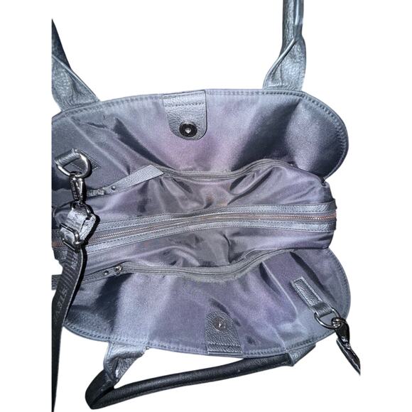 UEC STEVE MADDEN WEEKEND Black Quilted Bag WITH 3 zipper sections & Pockets - Picture 9 of 15